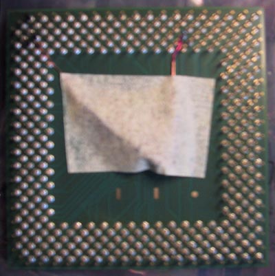 Foto CPU, Widerstand mit Klebeband abgedeckt